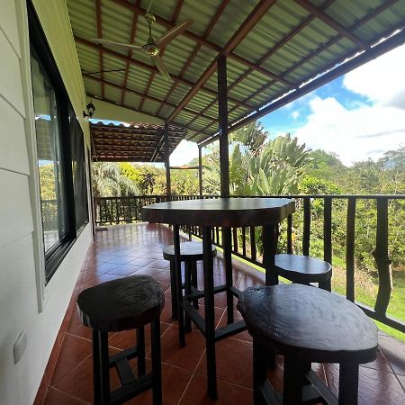 Blue Banyan Inn Quepos Eksteriør billede